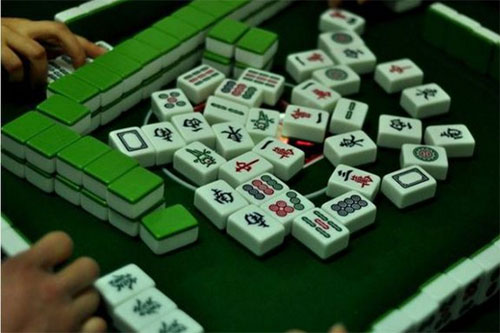 优选推荐“手机麻将咋个开挂-哔哩哔哩 