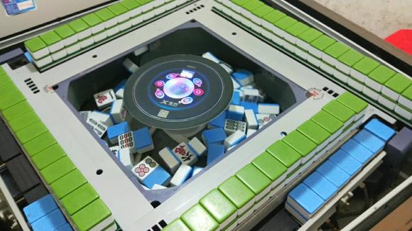 我来教大家！兴动麻将漏牌器(一直输怎么办)