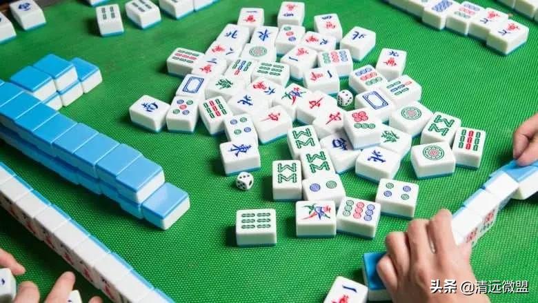 必看盘点揭秘！清远佬麻将其实是有挂的(怎么才能调胜率)