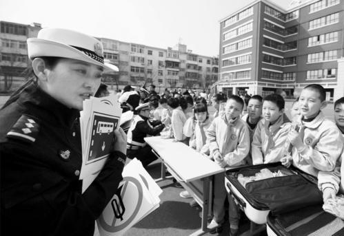 重磅通报“八一字牌辅助挂透视软件”(其实确实有挂)-知乎