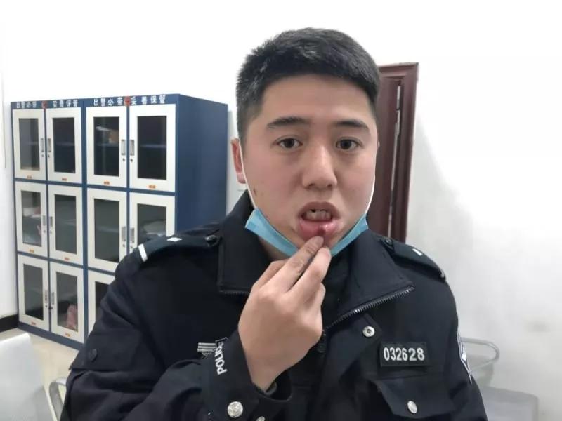 新教你‘‘中至乐平麻将开挂下载-哔哩哔哩 